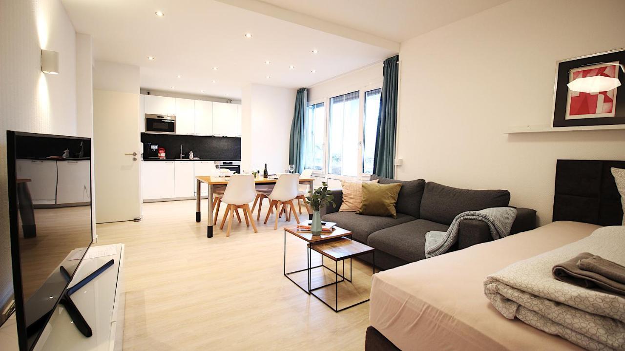 High-Quality Apartments Near Residence - Parking Space Würzburg Buitenkant foto