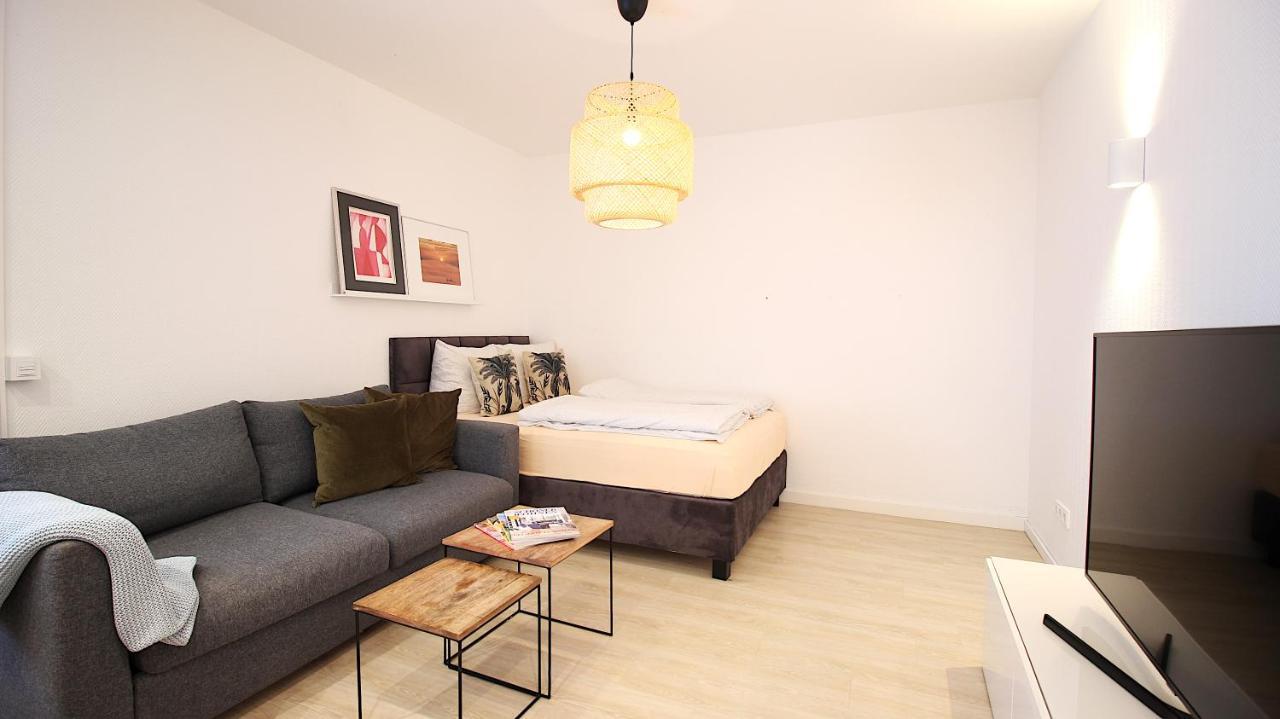 High-Quality Apartments Near Residence - Parking Space Würzburg Buitenkant foto