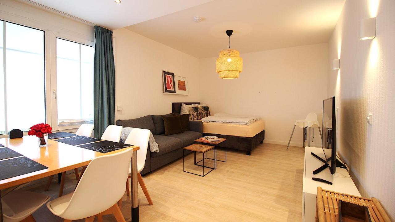 High-Quality Apartments Near Residence - Parking Space Würzburg Buitenkant foto