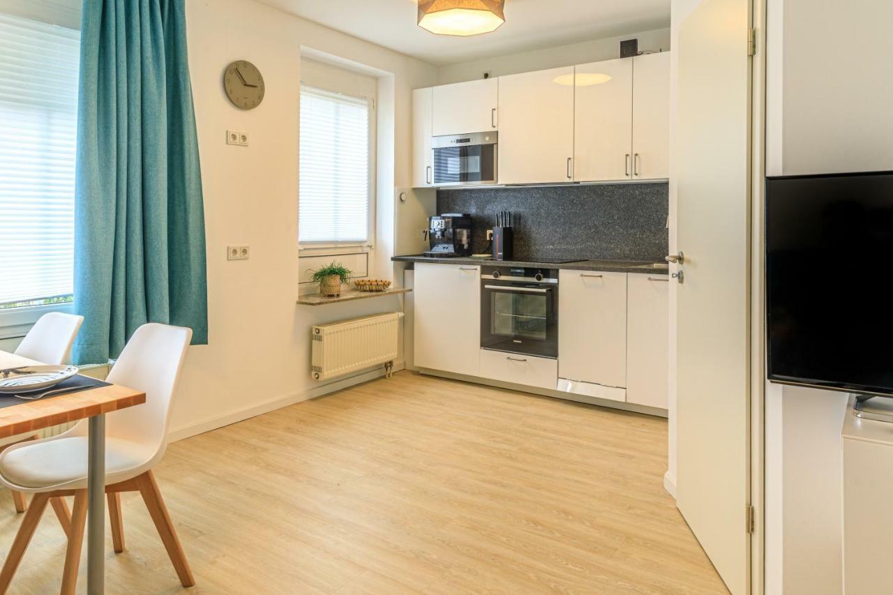 High-Quality Apartments Near Residence - Parking Space Würzburg Buitenkant foto